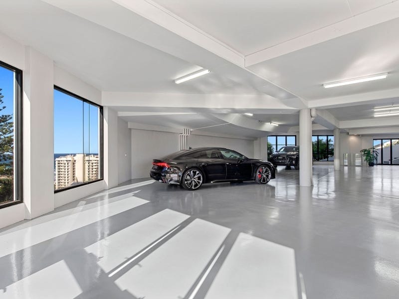 Brand New LA Style Mansion
