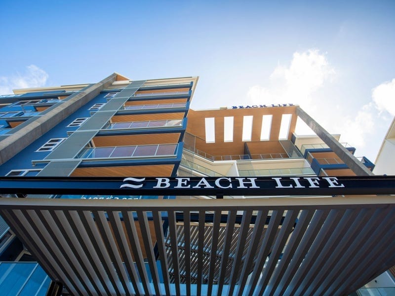 Beach Life Alex - 221m2 Sky-Home with Storage